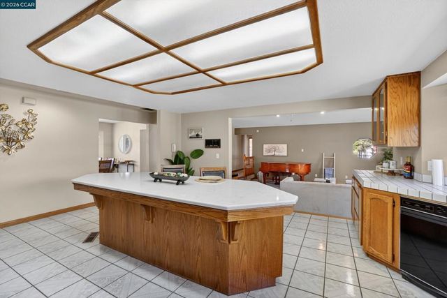 139 Loren Ln, Oakley, CA 94561