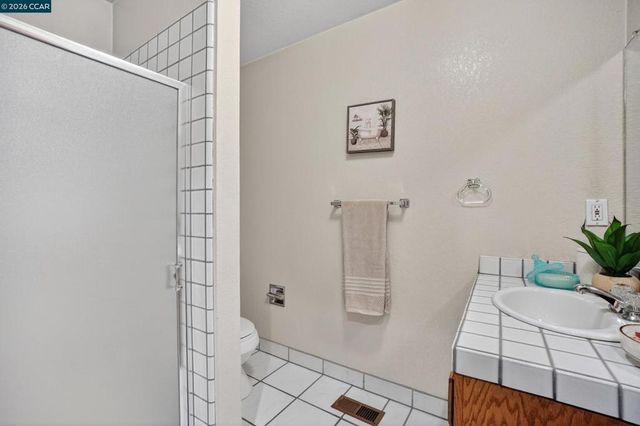 139 Loren Ln, Oakley, CA 94561