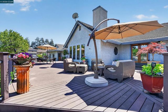 139 Loren Ln, Oakley, CA 94561