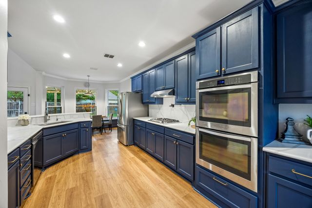 2810 Rosewood Boulevard, Mckinney, TX 75071