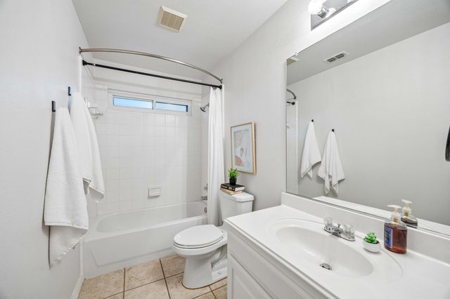 2810 Rosewood Boulevard, Mckinney, TX 75071