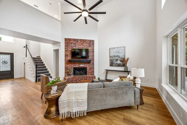 2810 Rosewood Boulevard, Mckinney, TX 75071