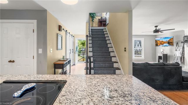 3819 Oak Forest Drive, High Point, NC 27265