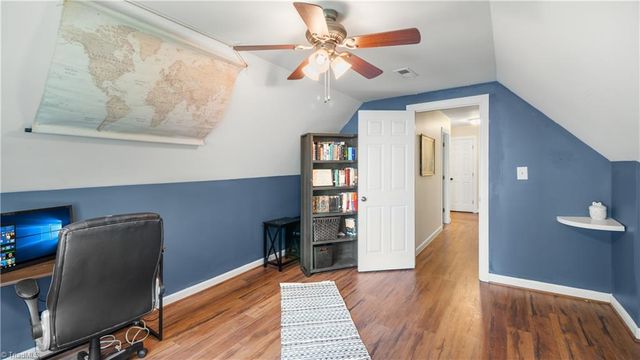 3819 Oak Forest Drive, High Point, NC 27265