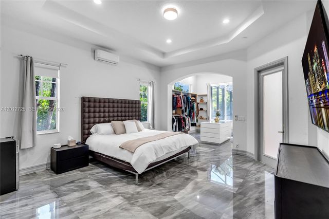 6803 NW 116th Avenue, Parkland, FL 33076
