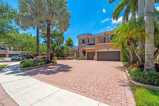 6803 NW 116th Avenue, Parkland, FL 33076