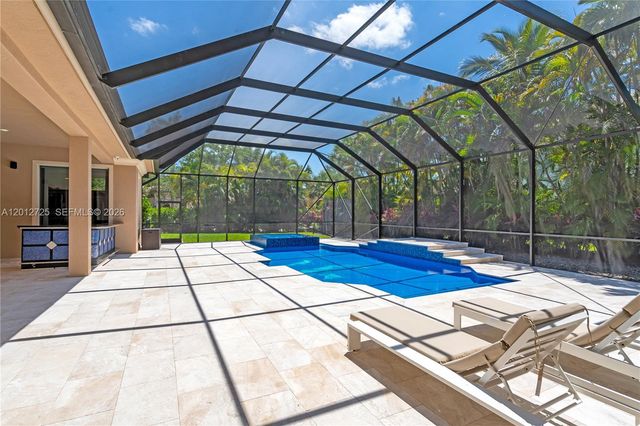 6803 NW 116th Avenue, Parkland, FL 33076