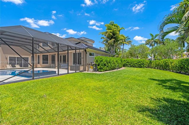 6803 NW 116th Avenue, Parkland, FL 33076