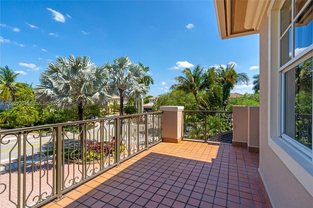 6803 NW 116th Avenue, Parkland, FL 33076
