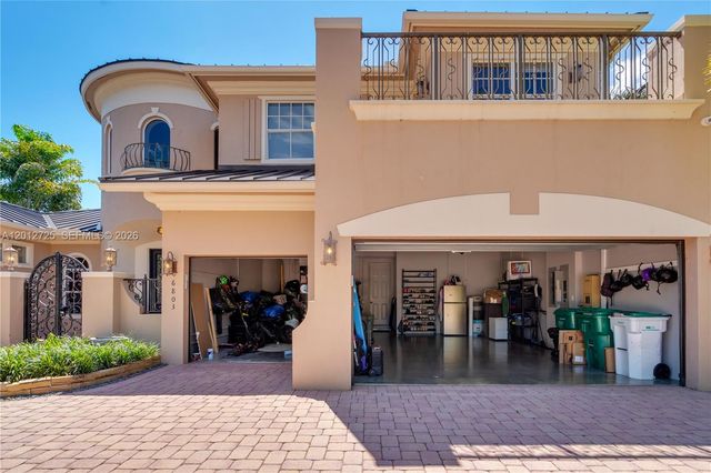 6803 NW 116th Avenue, Parkland, FL 33076