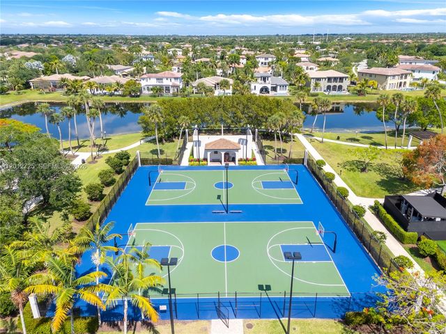 6803 NW 116th Avenue, Parkland, FL 33076