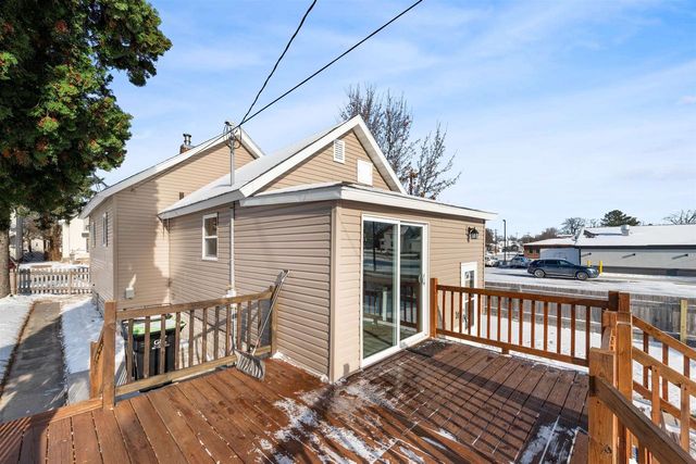 1011 14TH AVENUE, Menomonie, MI 49858