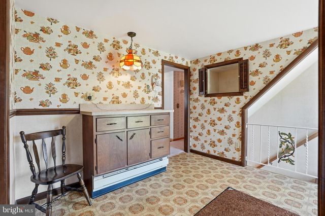 945 WILLIAMS AVE, Walnutport, PA 18088