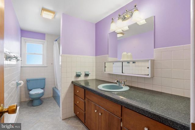 945 WILLIAMS AVE, Walnutport, PA 18088