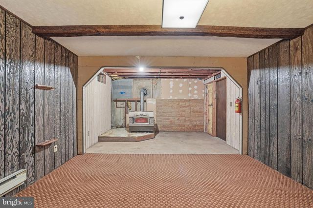 945 WILLIAMS AVE, Walnutport, PA 18088