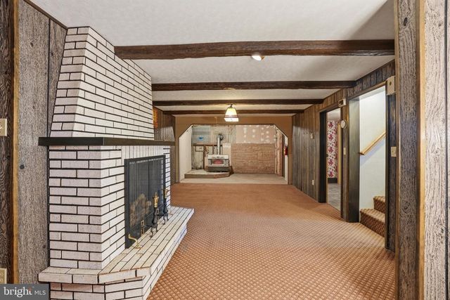 945 WILLIAMS AVE, Walnutport, PA 18088