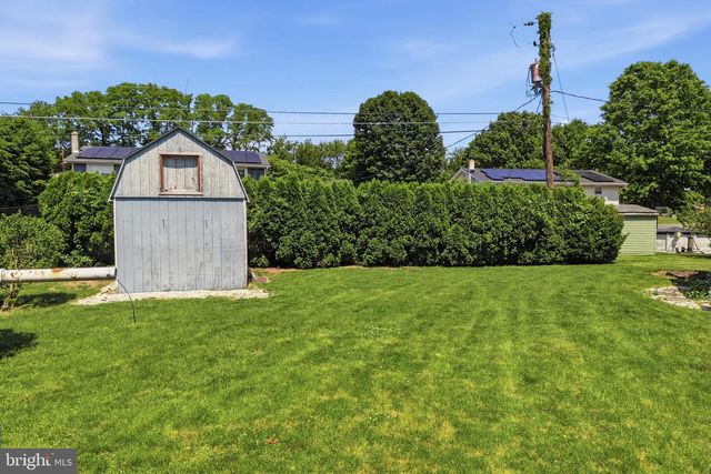 945 WILLIAMS AVE, Walnutport, PA 18088
