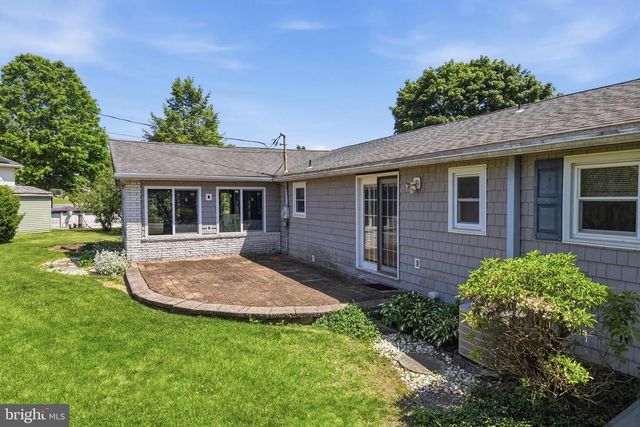 945 WILLIAMS AVE, Walnutport, PA 18088
