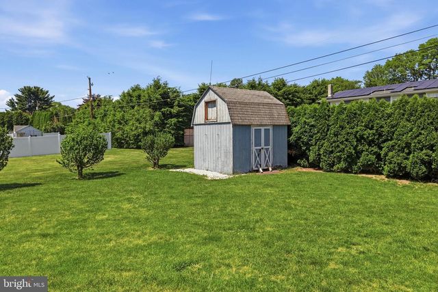 945 WILLIAMS AVE, Walnutport, PA 18088