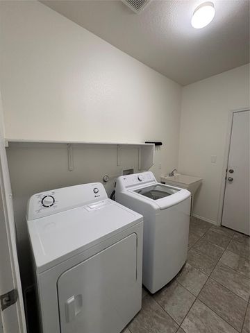 11617 Murron DR, Austin, TX 78754