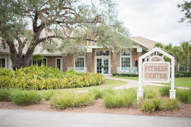 3821 River Point DR, Fort Myers, FL 33905