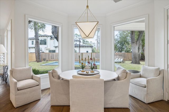 11524 Taylorcrest Road, Houston, TX 77024