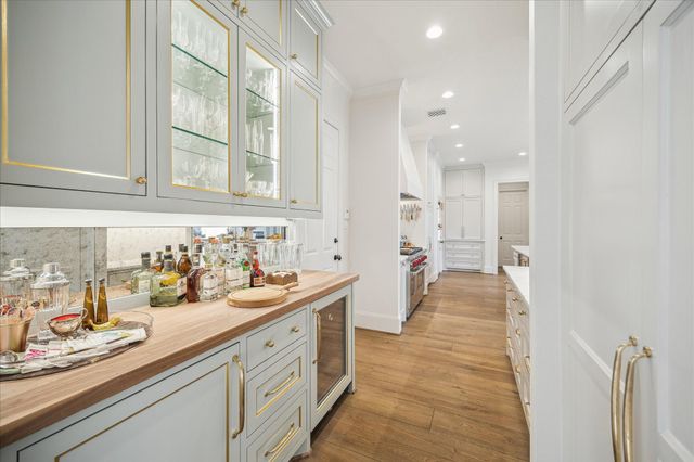 11524 Taylorcrest Road, Houston, TX 77024