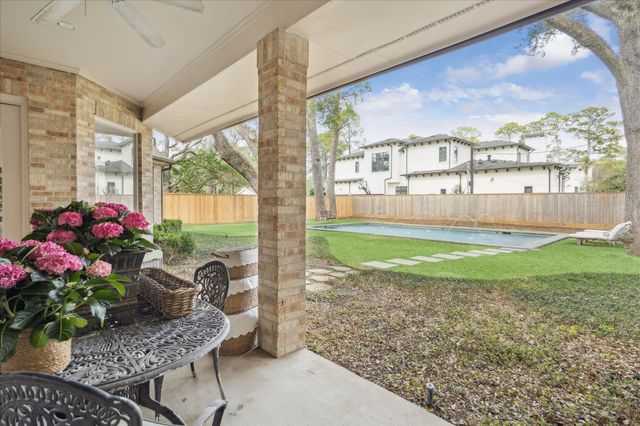 11524 Taylorcrest Road, Houston, TX 77024