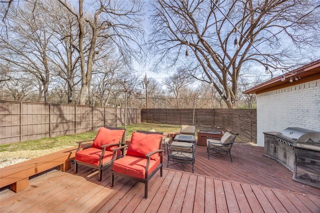 8206 San Cristobal Drive, Dallas, TX 75218