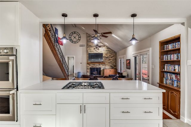 8206 San Cristobal Drive, Dallas, TX 75218