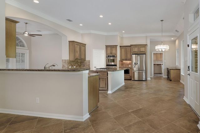 50 Marquise Oaks Place, The Woodlands, TX 77382