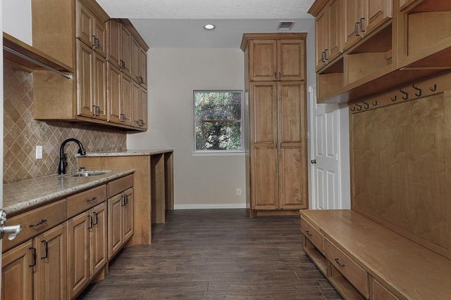 50 Marquise Oaks Place, The Woodlands, TX 77382