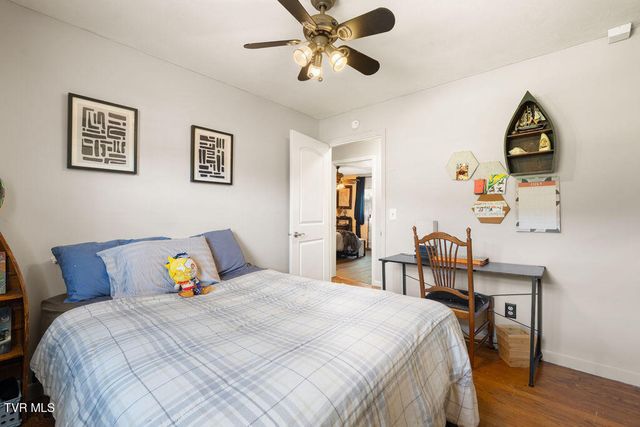 2040 Warrensburg Road, Greeneville, TN 37743