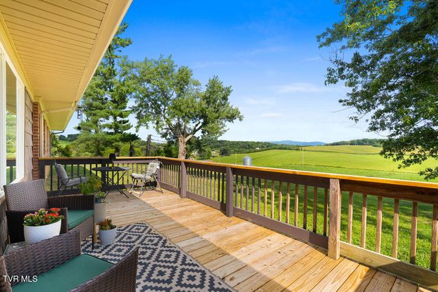 2040 Warrensburg Road, Greeneville, TN 37743