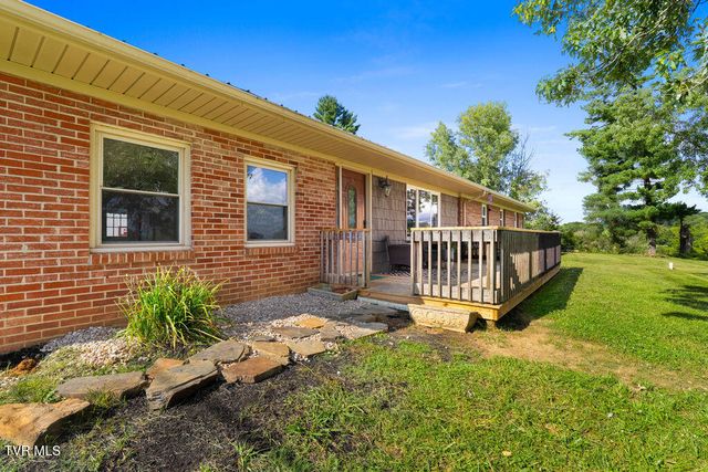 2040 Warrensburg Road, Greeneville, TN 37743