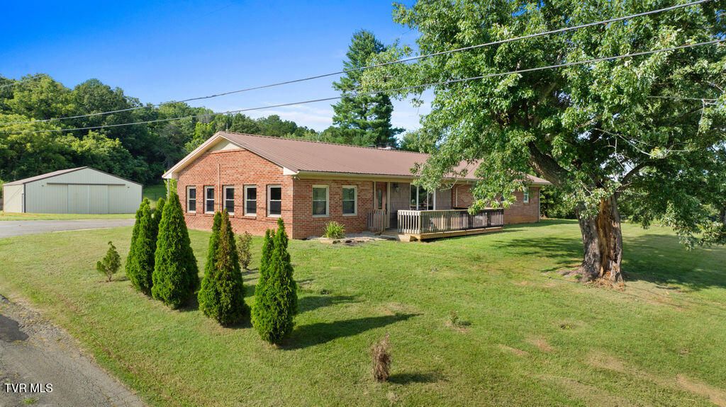 2040 Warrensburg Road, Greeneville, TN 37743