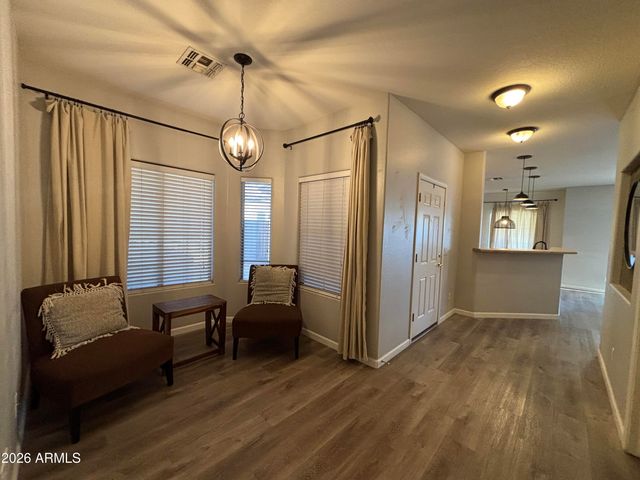948 E SAVANNAH Drive, Chandler, AZ 85225