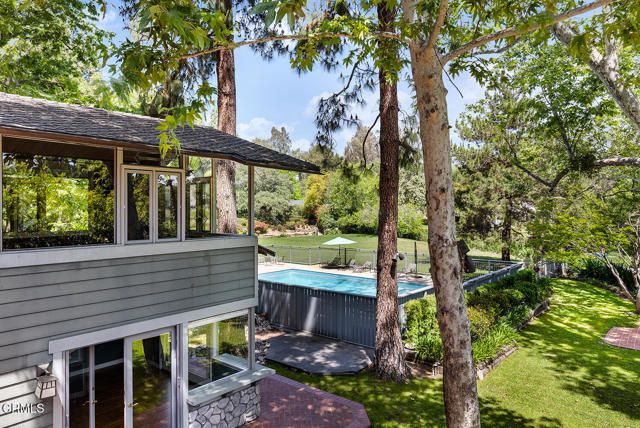 1265 Club House Drive, Pasadena, CA 91105