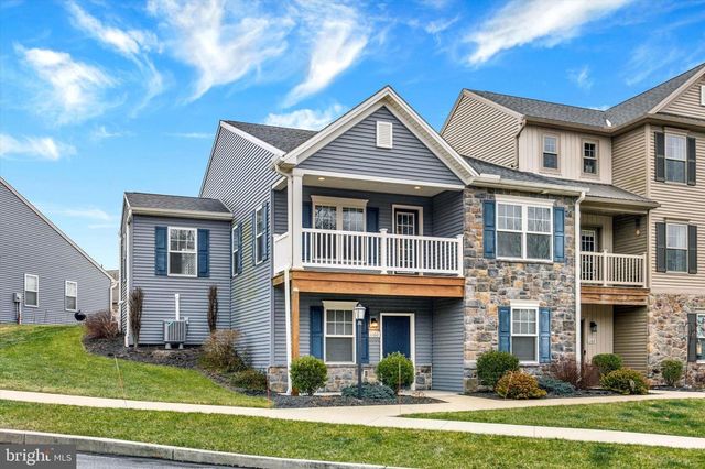 1160 LONBERRY DR, Harrisburg, PA 17111