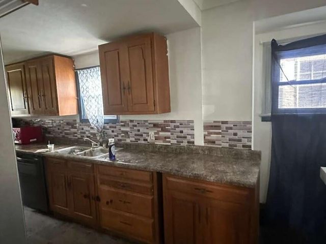 3251 Northwood Avenue, Toledo, OH 43606