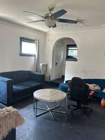 3251 Northwood Avenue, Toledo, OH 43606