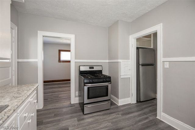 10203 Greenview Avenue, Garfield Heights, OH 44125