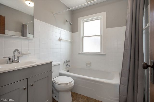 10203 Greenview Avenue, Garfield Heights, OH 44125
