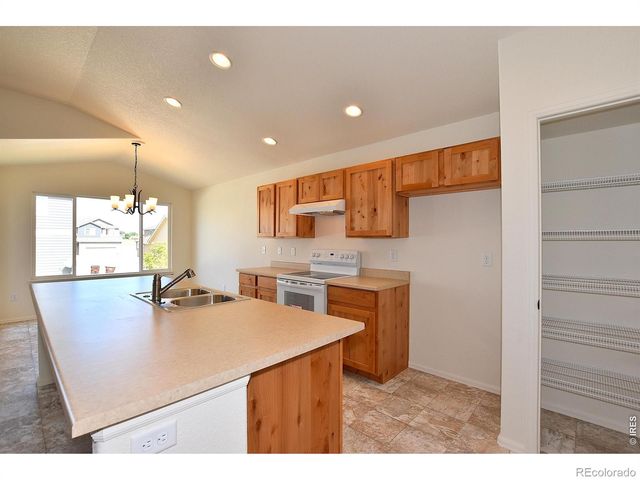 528 86th Avenue, Greeley, CO 80634