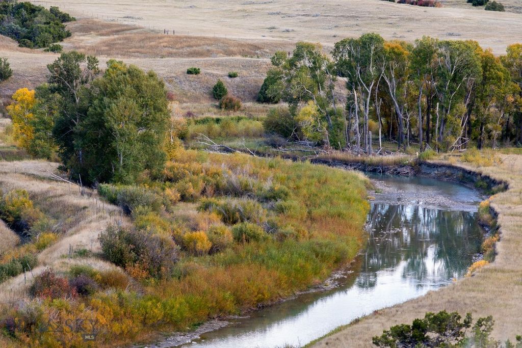858 Lower Sweet Grass, Big Timber, MT 59011 photo 17