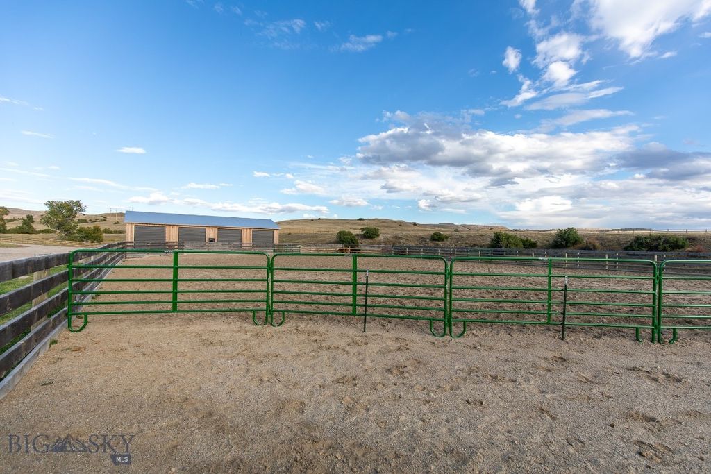 858 Lower Sweet Grass, Big Timber, MT 59011 photo 26