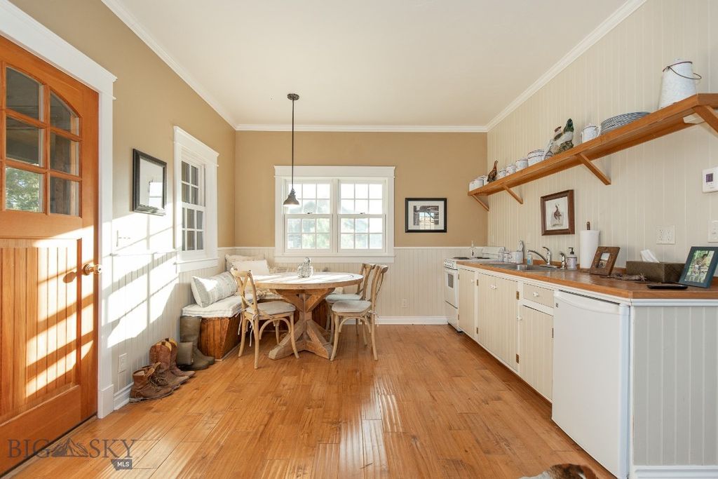 858 Lower Sweet Grass, Big Timber, MT 59011 photo 54