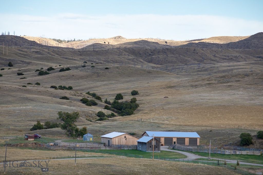 858 Lower Sweet Grass, Big Timber, MT 59011 photo 8