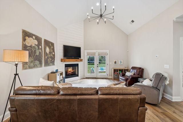 1554 John Galt Dr, Lebanon, TN 37087