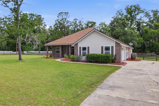 25176 NW 209TH AVENUE, High Springs, FL 32643